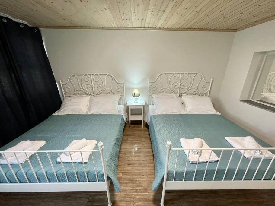 Villa Eftychia Serene Getaway With Hot Tub In A Quiet Location Kíssamos Eksteriør bilde